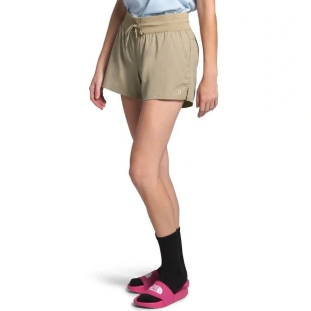 The North Face Aphrodite Motion Shorts Size M